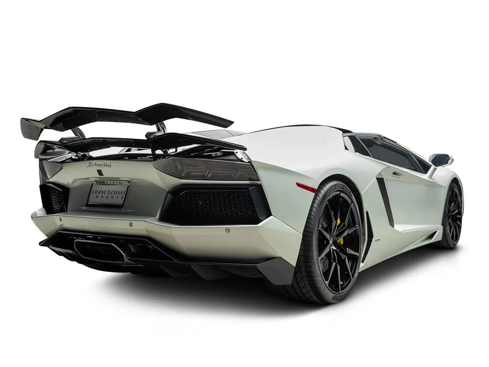 2016 Lamborghini Aventador LP700-4 - Image 18 of 31
