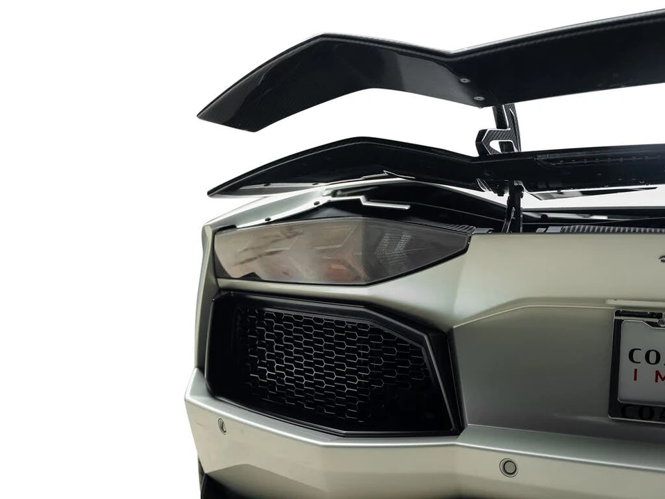 2016 Lamborghini Aventador LP700-4 - Image 13 of 31