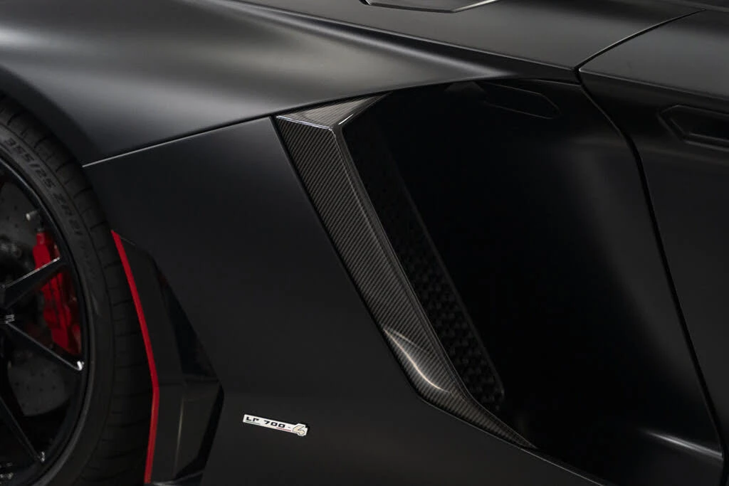 2016 Lamborghini Aventador LP700-4 - Image 15 of 31