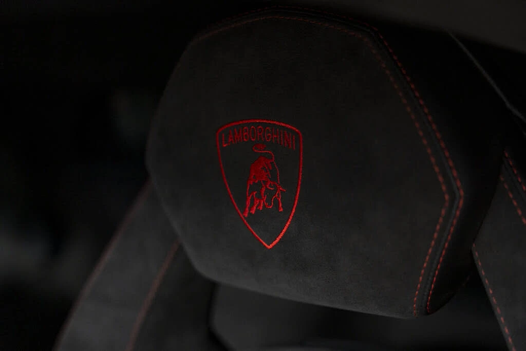 2016 Lamborghini Aventador LP700-4 - Image 27 of 31