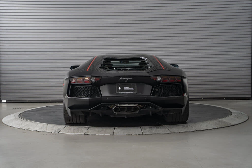 2016 Lamborghini Aventador LP700-4 - Image 4 of 31