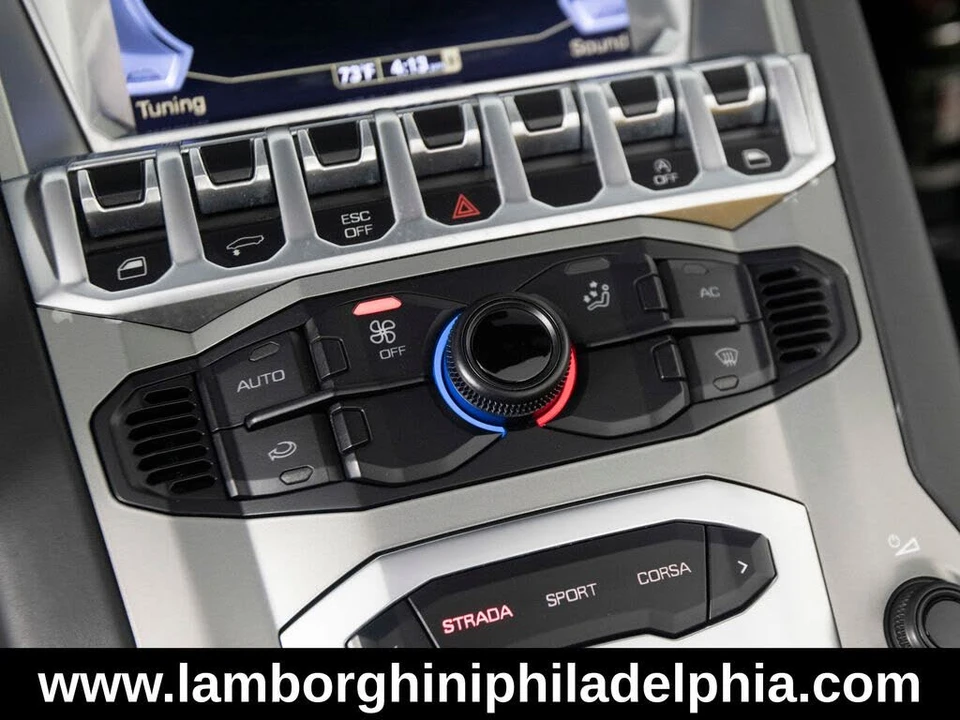 2016 Lamborghini Aventador LP700-4 - Image 28 of 31