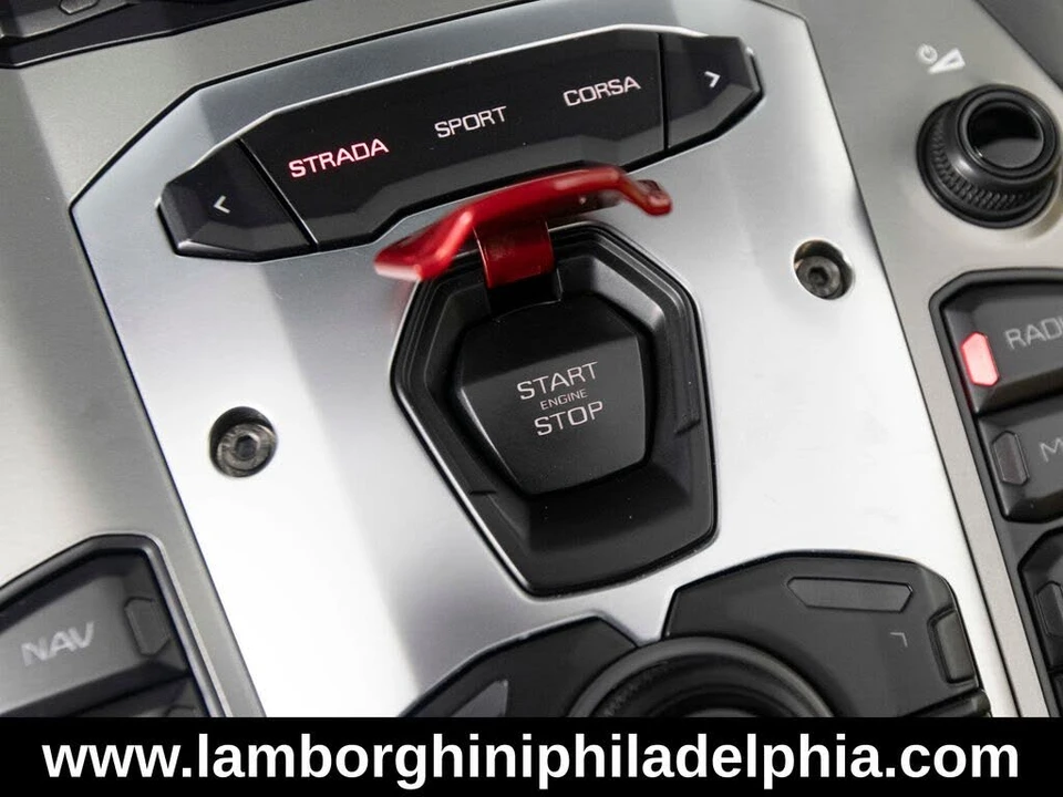2016 Lamborghini Aventador LP700-4 - Image 30 of 31