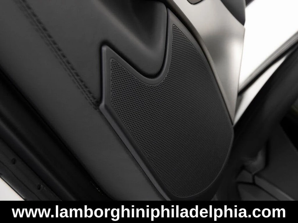 2016 Lamborghini Aventador LP700-4 - Image 15 of 31