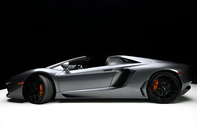 2016 Lamborghini Aventador LP700-4 - Image 23 of 31