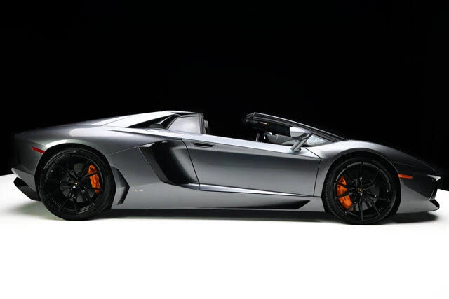 2016 Lamborghini Aventador LP700-4 - Image 29 of 31