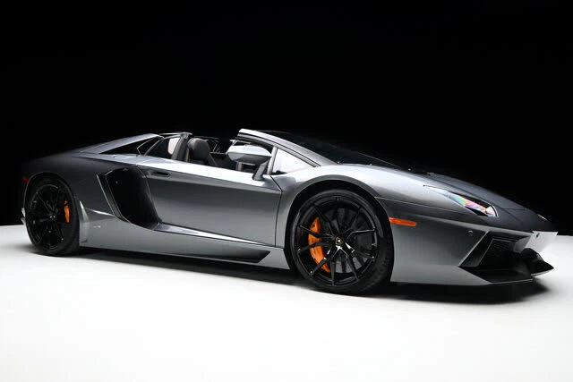 2016 Lamborghini Aventador LP700-4 - Image 30 of 31