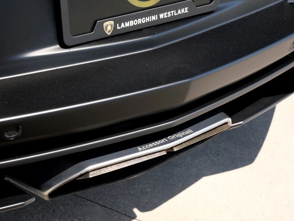 2016 Lamborghini Aventador LP700-4 - Image 16 of 26