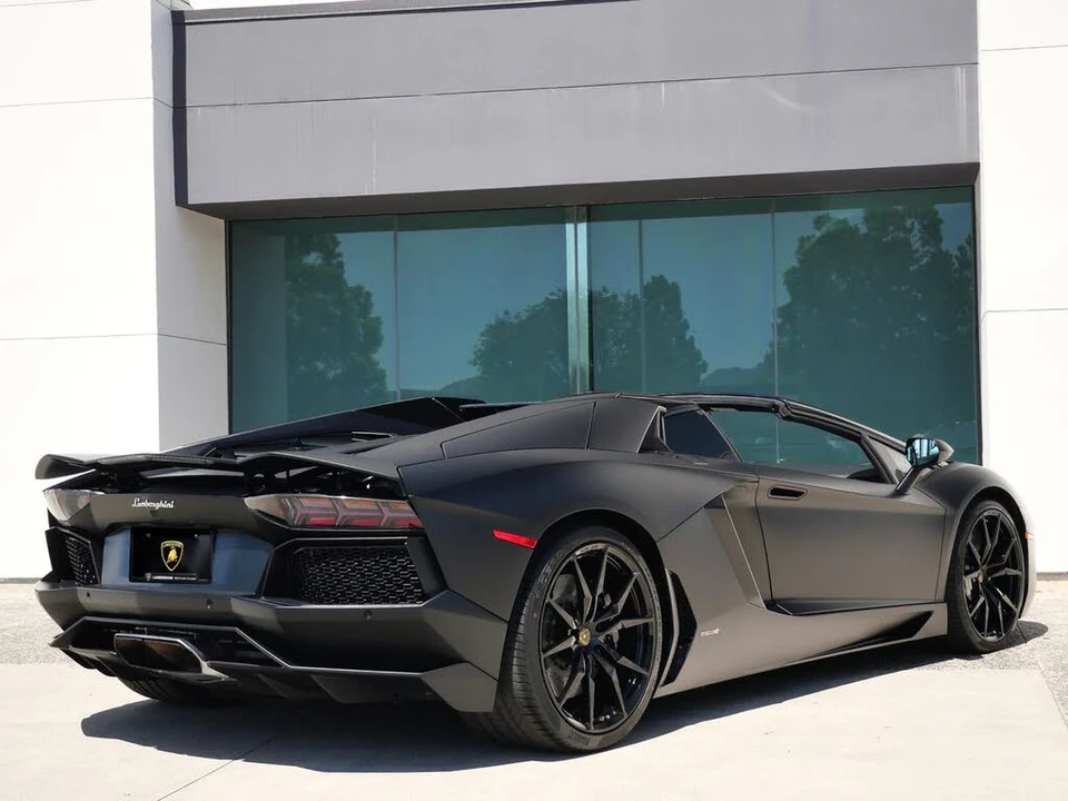 2016 Lamborghini Aventador LP700-4 - Image 3 of 26
