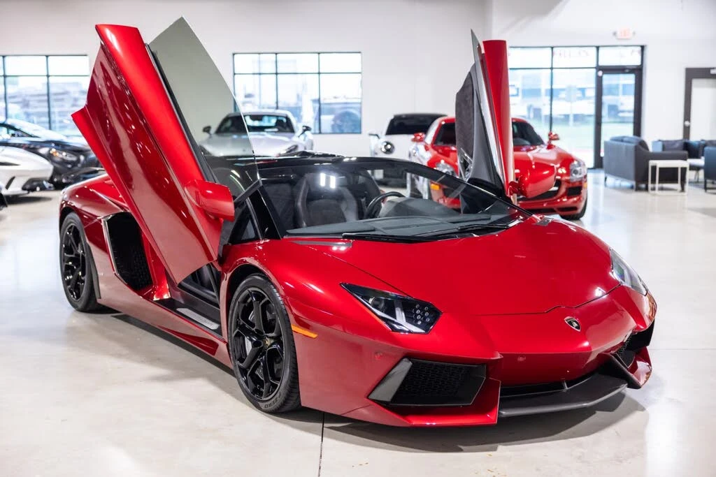 2016 Lamborghini Aventador LP700-4 - Image 14 of 31
