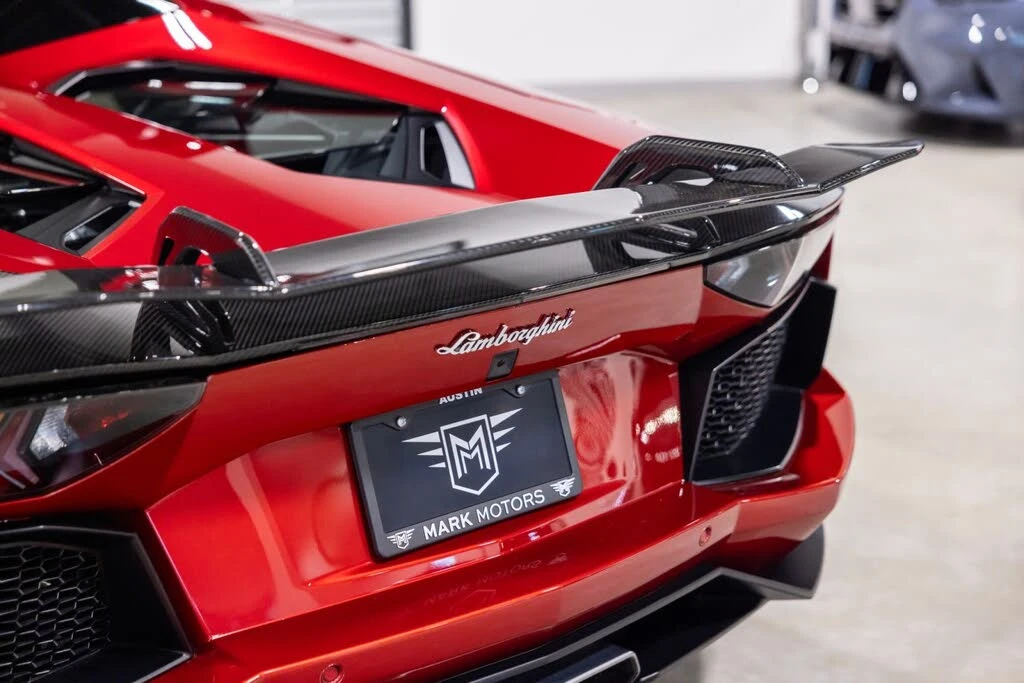 2016 Lamborghini Aventador LP700-4 - Image 19 of 31