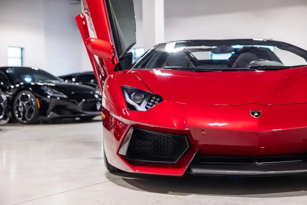2016 Lamborghini Aventador LP700-4 - Image 27 of 31