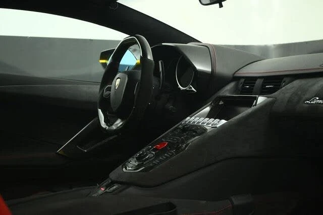 2016 Lamborghini Aventador LP700-4 - Image 12 of 31