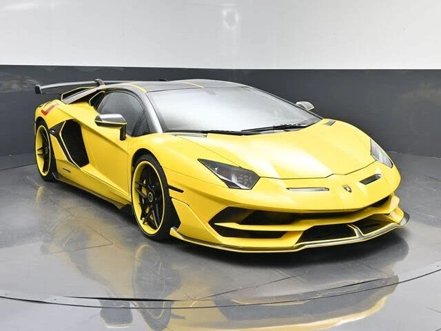 2016 Lamborghini Aventador LP700-4 - Image 8 of 31