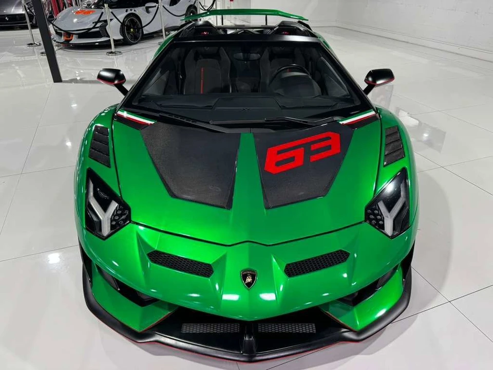 2016 Lamborghini Aventador LP700-4 - Image 2 of 12