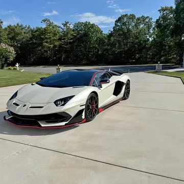 2016 Lamborghini Aventador LP 700-4 Roadster 2D