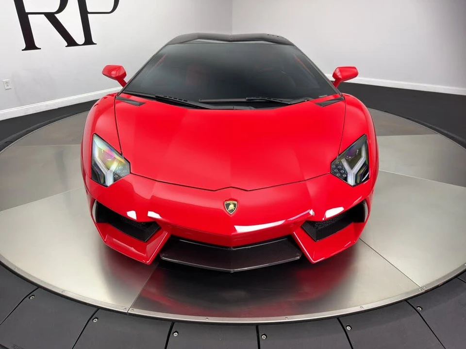 2016 Lamborghini Aventador LP700-4 Roadster - Image 17 of 31