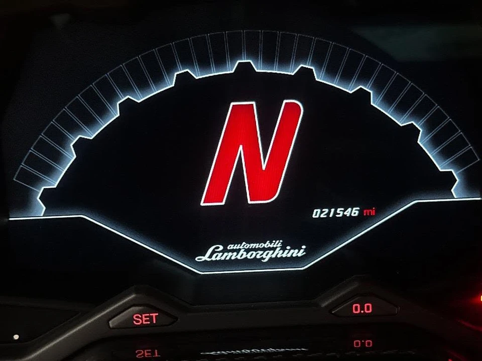 2016 Lamborghini Aventador SuperVeloce LP750-4 - Image 15 of 15