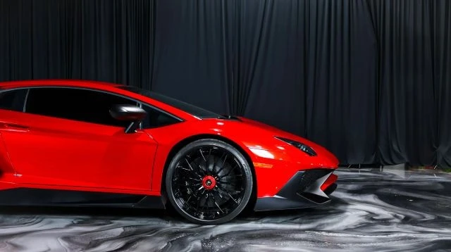 2016 Lamborghini Aventador SuperVeloce LP750-4 - Image 4 of 19