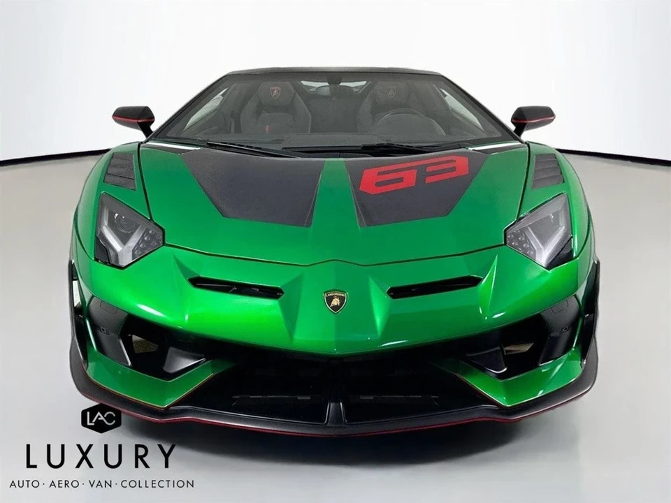 2016 Lamborghini Aventador LP700-4 - Image 10 of 12