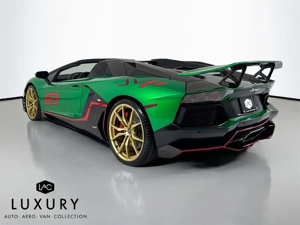 2016 Lamborghini Aventador LP700-4 - Image 6 of 12