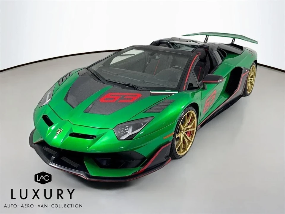 2016 Lamborghini Aventador LP700-4 - Image 2 of 12