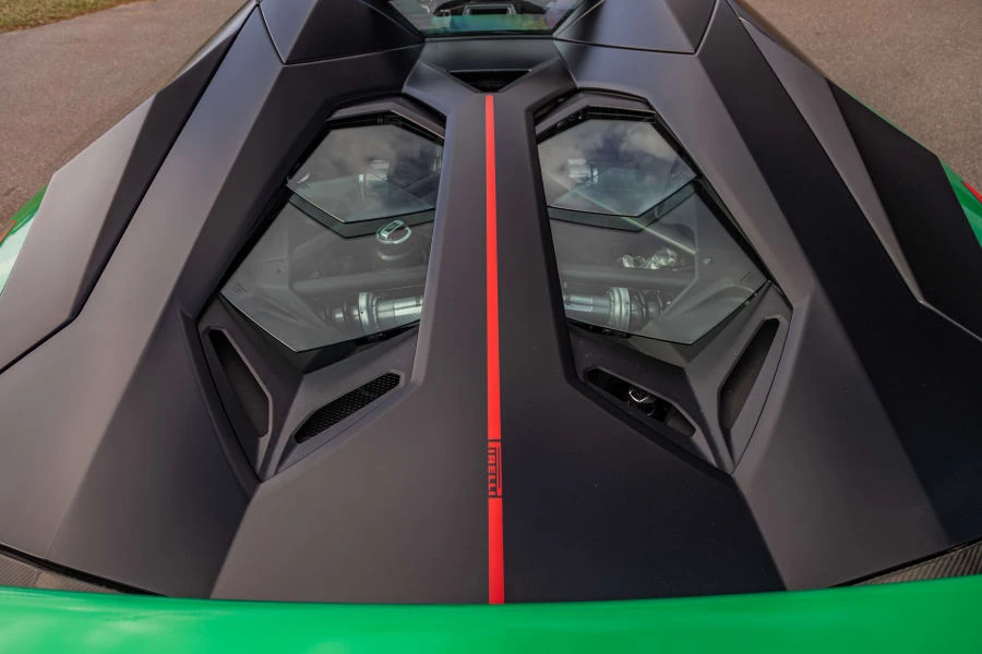 2016 Lamborghini Aventador LP700-4 - Image 12 of 31