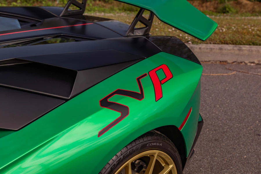 2016 Lamborghini Aventador LP700-4 - Image 11 of 31