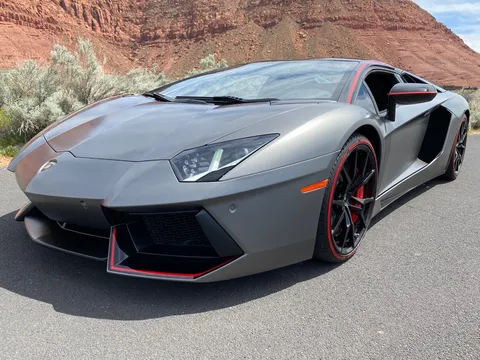 2016 Lamborghini Aventador LP700-4 - Image 2 of 31