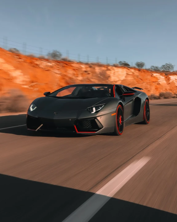 2016 Lamborghini Aventador LP700-4 - Image 18 of 31