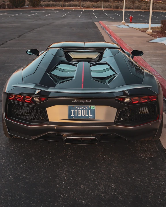 2016 Lamborghini Aventador LP700-4 - Image 21 of 31