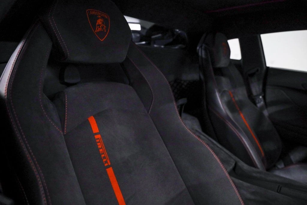 2016 Lamborghini - Image 27 of 31