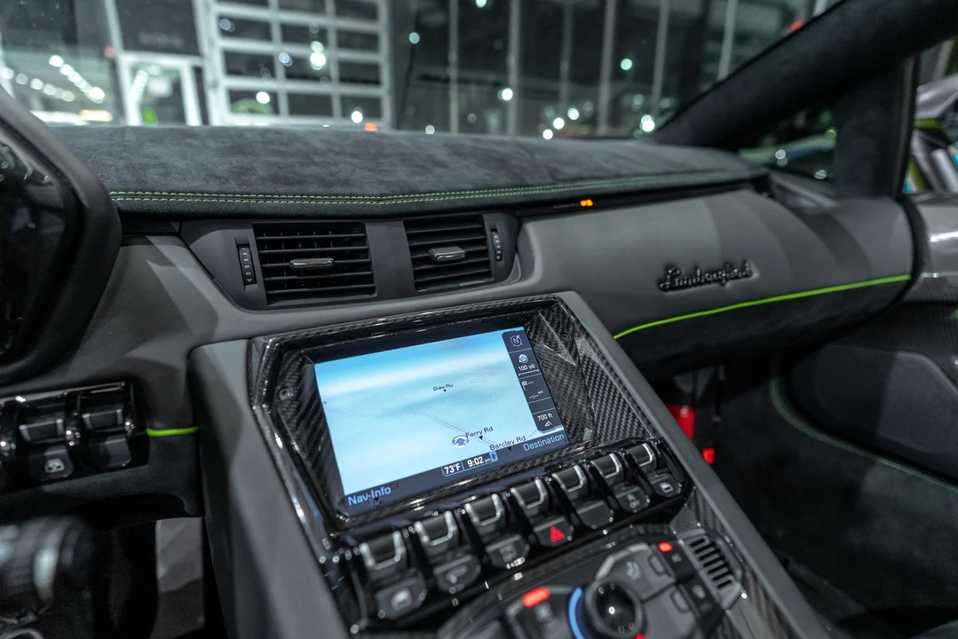 2016 Lamborghini Aventador SuperVeloce LP750-4 - Image 12 of 31