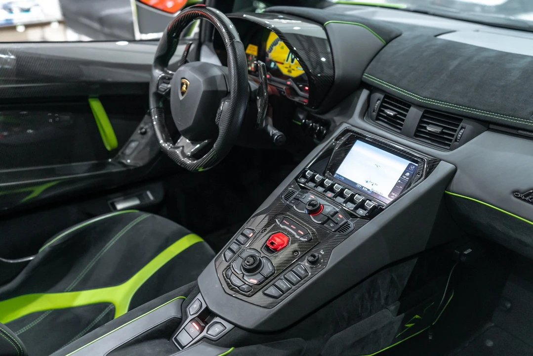 2016 Lamborghini Aventador SuperVeloce LP750-4 - Image 26 of 31