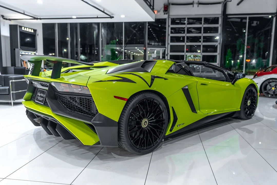 2016 Lamborghini Aventador SuperVeloce LP750-4 - Image 5 of 31