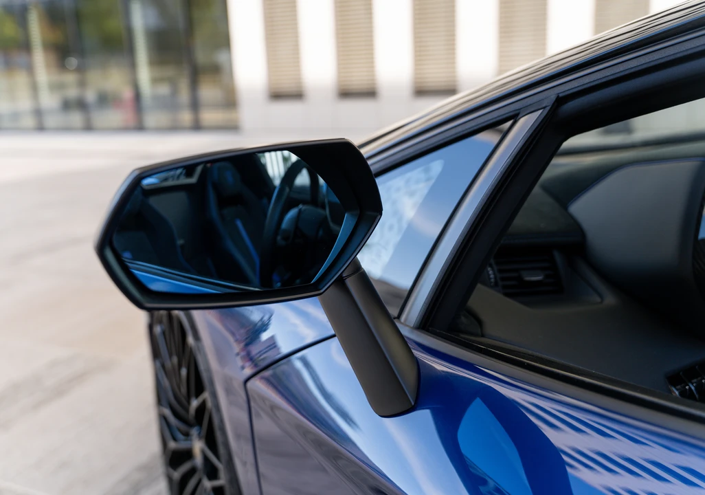 2016 Lamborghini Aventador SuperVeloce LP750-4 Roadster - Image 27 of 31