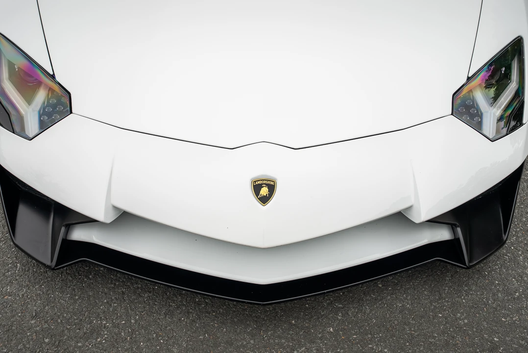 2016 Lamborghini Aventador SuperVeloce LP750-4 Roadster - Image 25 of 31
