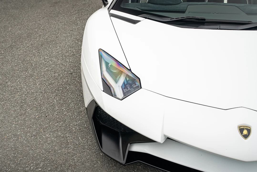 2016 Lamborghini Aventador SuperVeloce LP750-4 Roadster - Image 26 of 31