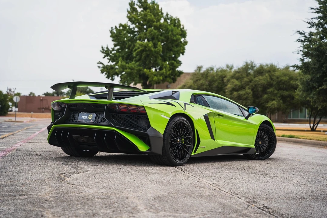 2016 Lamborghini Aventador SuperVeloce LP750-4 - Image 25 of 31