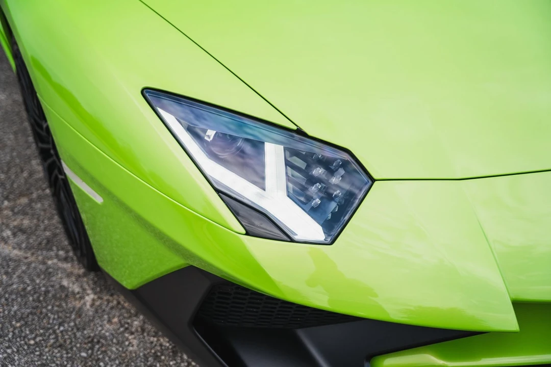 2016 Lamborghini Aventador SuperVeloce LP750-4 - Image 3 of 31