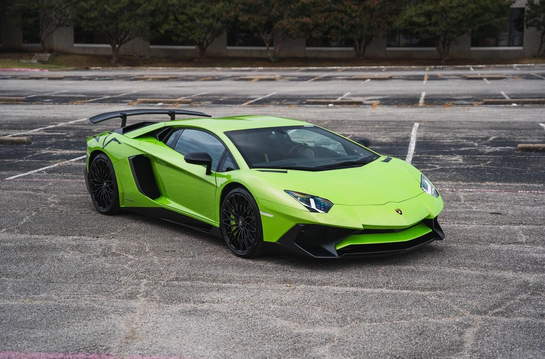 2016 Lamborghini Aventador SuperVeloce LP750-4 - Image 9 of 31