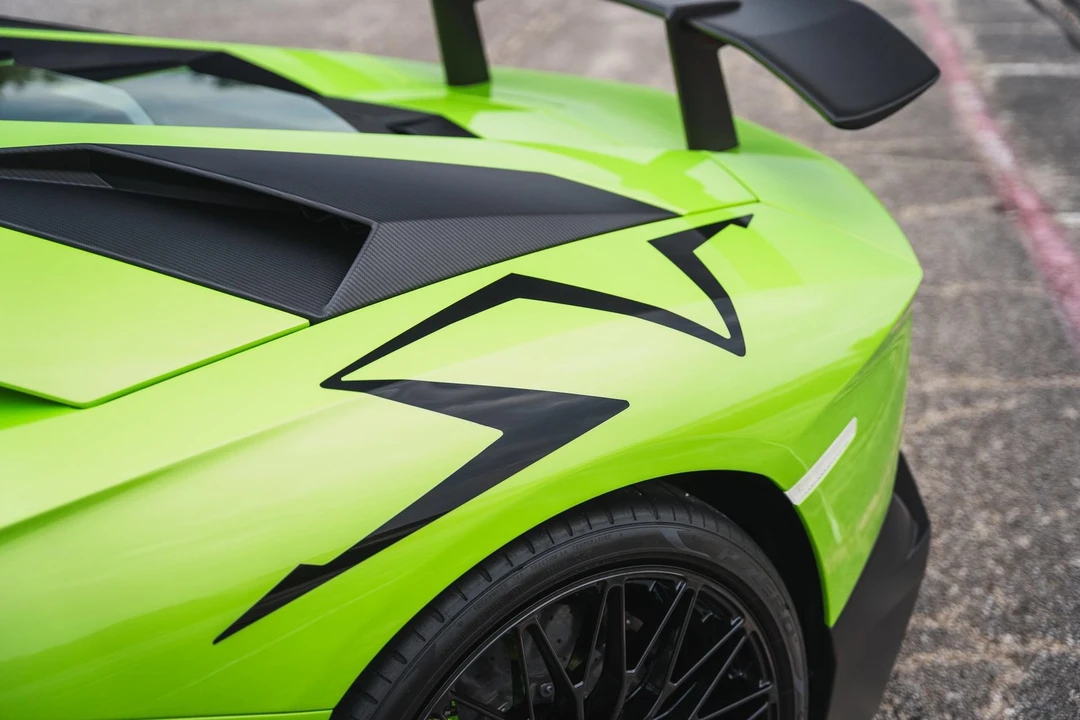2016 Lamborghini Aventador SuperVeloce LP750-4 - Image 28 of 31