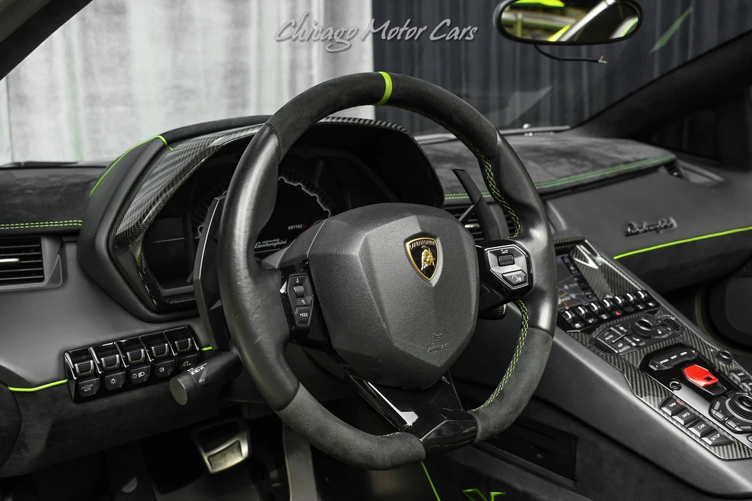 2016 Lamborghini Aventador LP700-4 - Image 9 of 21