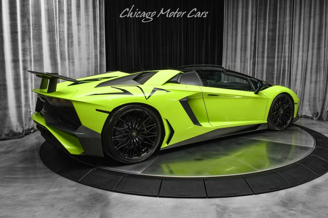 2016 Lamborghini Aventador LP700-4 - Image 5 of 21