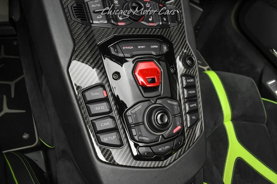 2016 Lamborghini Aventador LP700-4 - Image 14 of 21