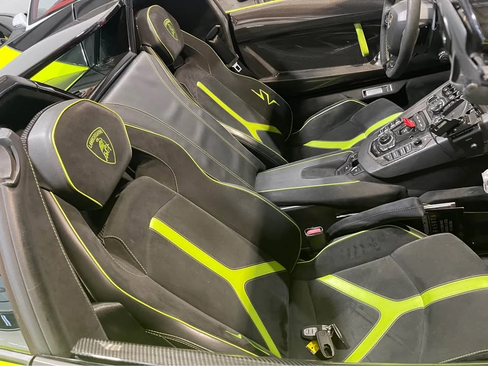 2016 Lamborghini Aventador - Image 3 of 10