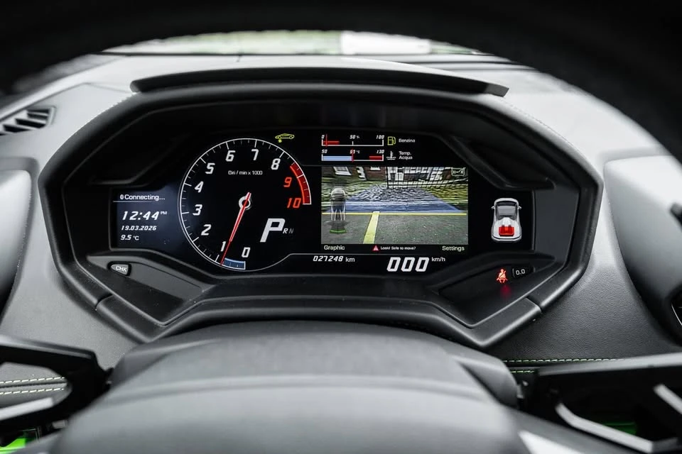 2016 Lamborghini Huracan LP610-4 - Image 11 of 19