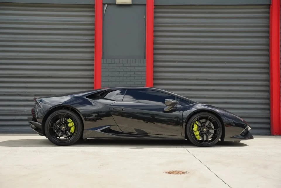 2016 Lamborghini Huracan - Image 11 of 20