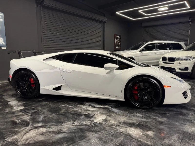 2016 Lamborghini Huracan - Image 4 of 19