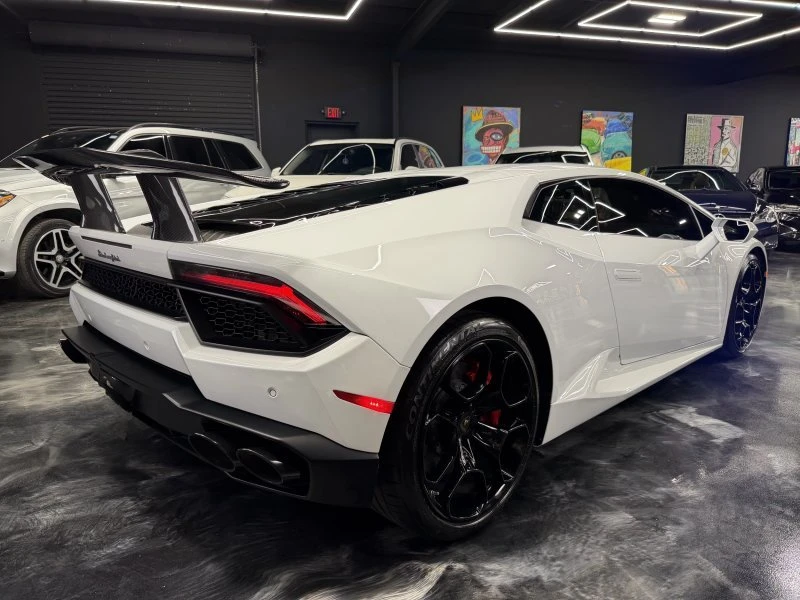 2016 Lamborghini Huracan - Image 5 of 19